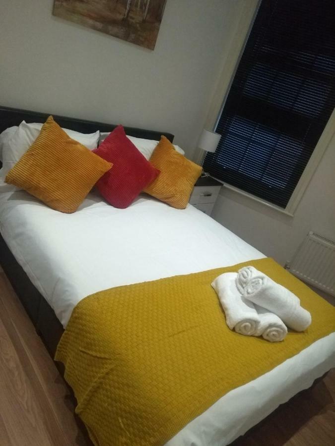 Clifton Apartment Luton  Eksteriør billede