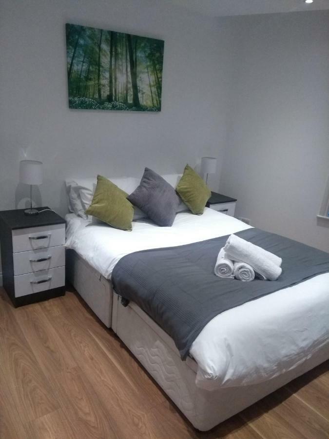 Clifton Apartment Luton  Eksteriør billede
