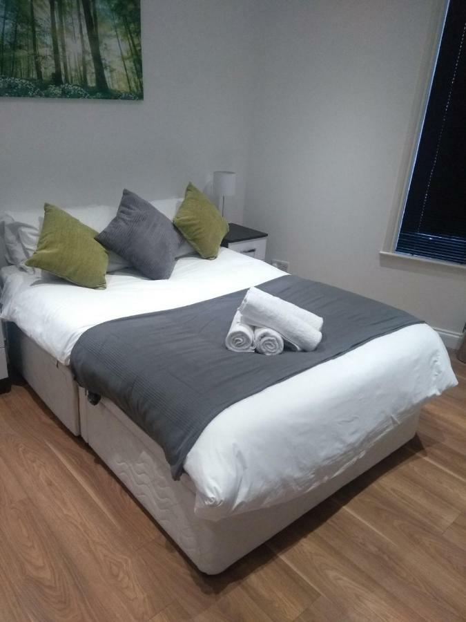 Clifton Apartment Luton  Eksteriør billede
