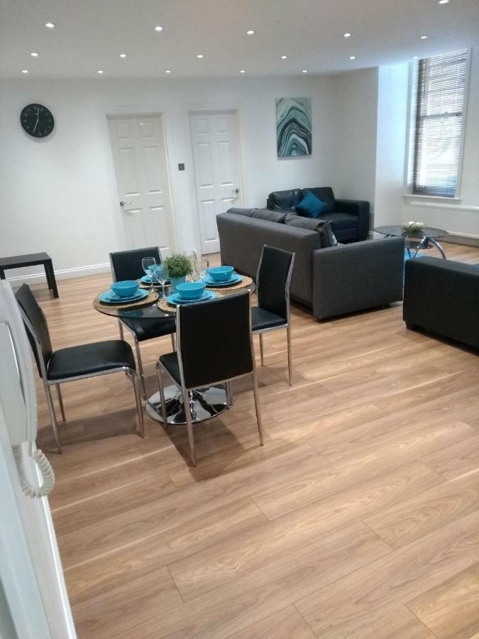 Clifton Apartment Luton  Eksteriør billede